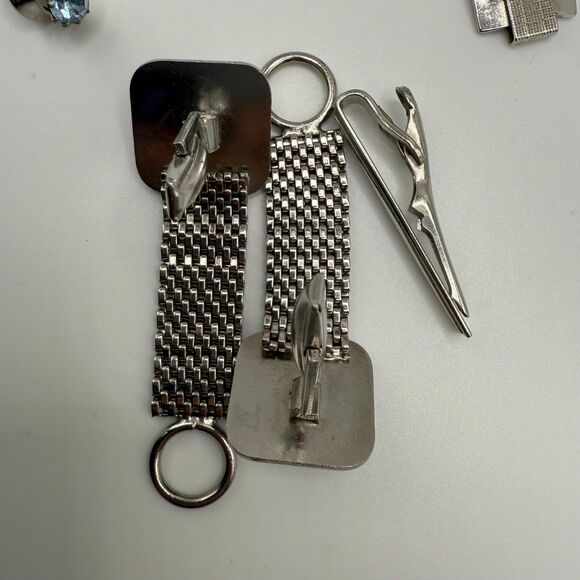 Vintage cuff links tie clips two sets silver toned mens jewelry late 1900s Swank - Picture 8 of 13